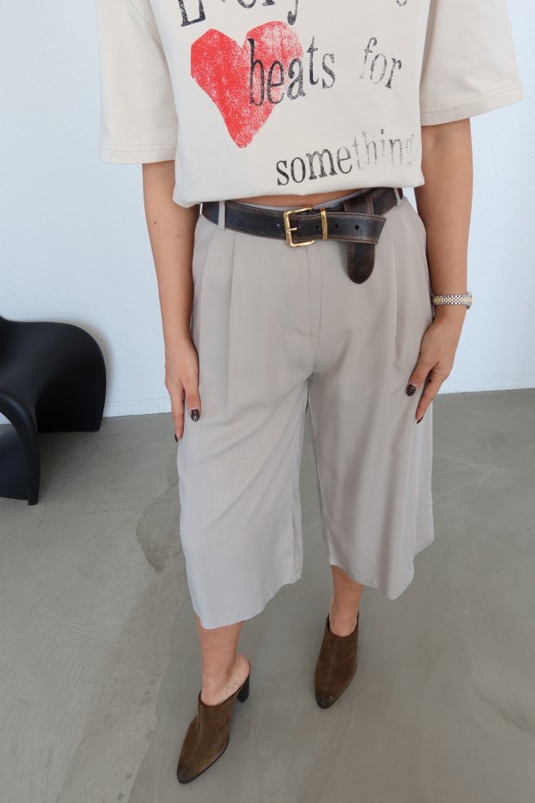 Pileli Bermuda Pantolon