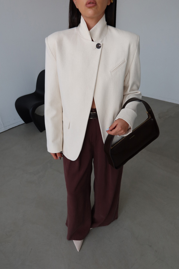 Dik Yaka Keten Görünümlü Ceket