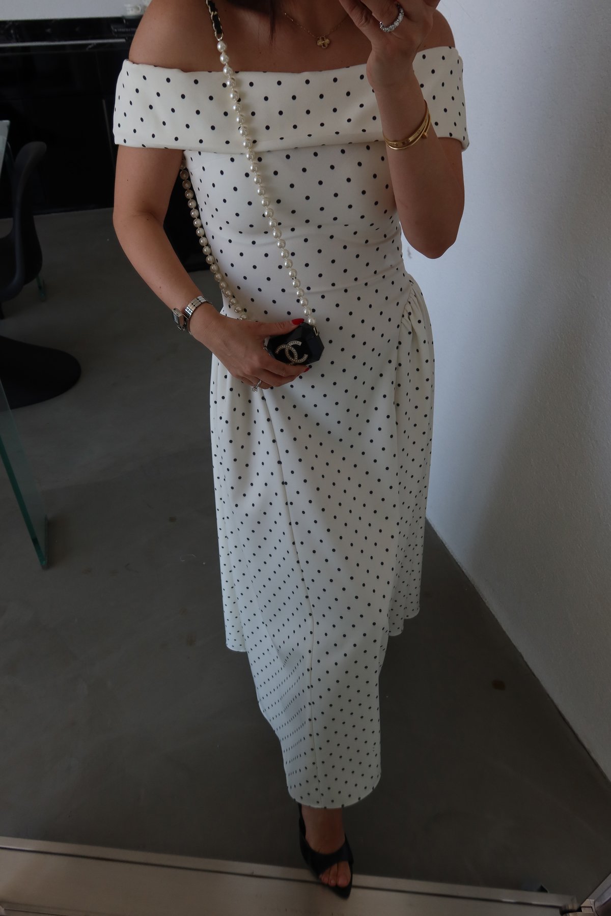 Madonna Yaka Puantiyeli Midi Boy Elbise