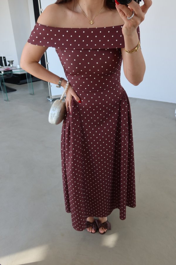 Madonna Yaka Puantiyeli Midi Boy Elbise