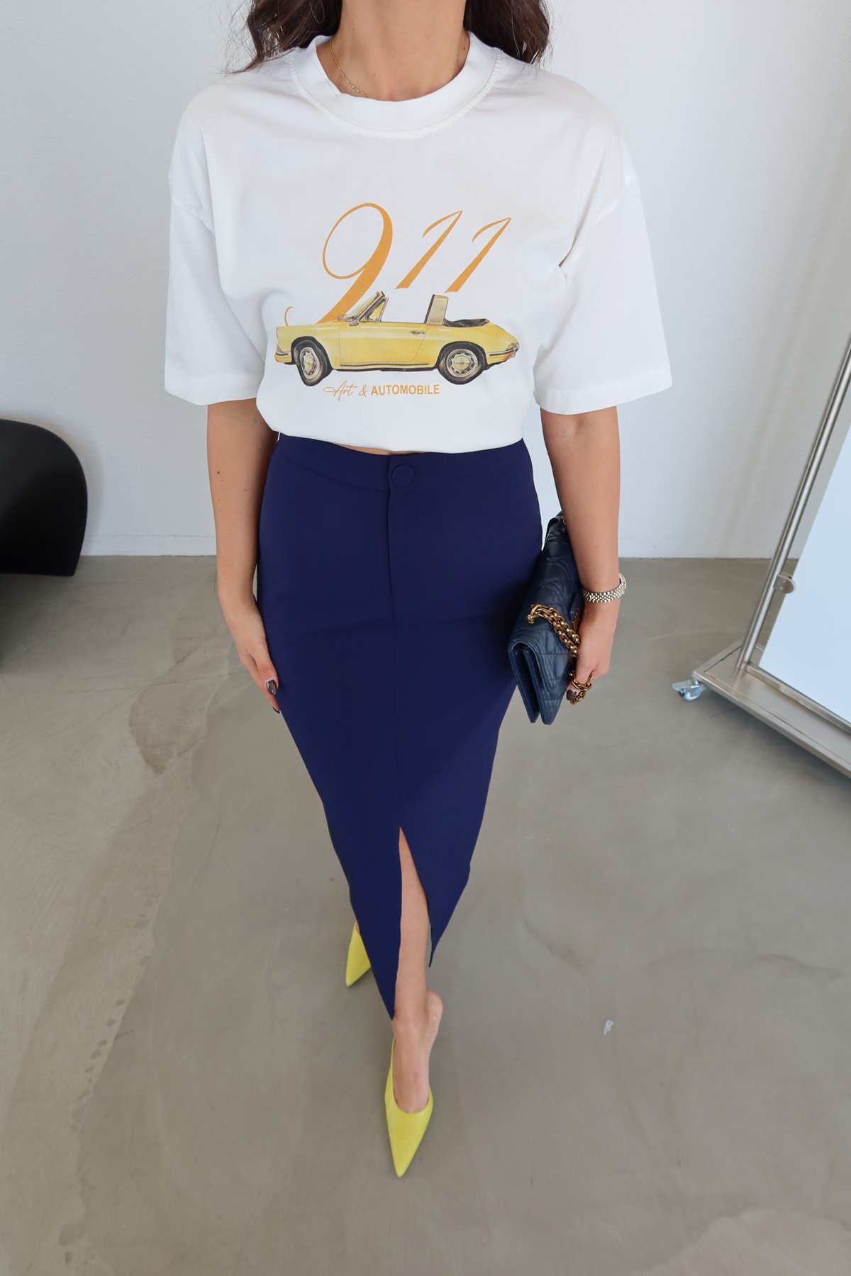 Önden Yırtmaçlı Tok Doku Etek