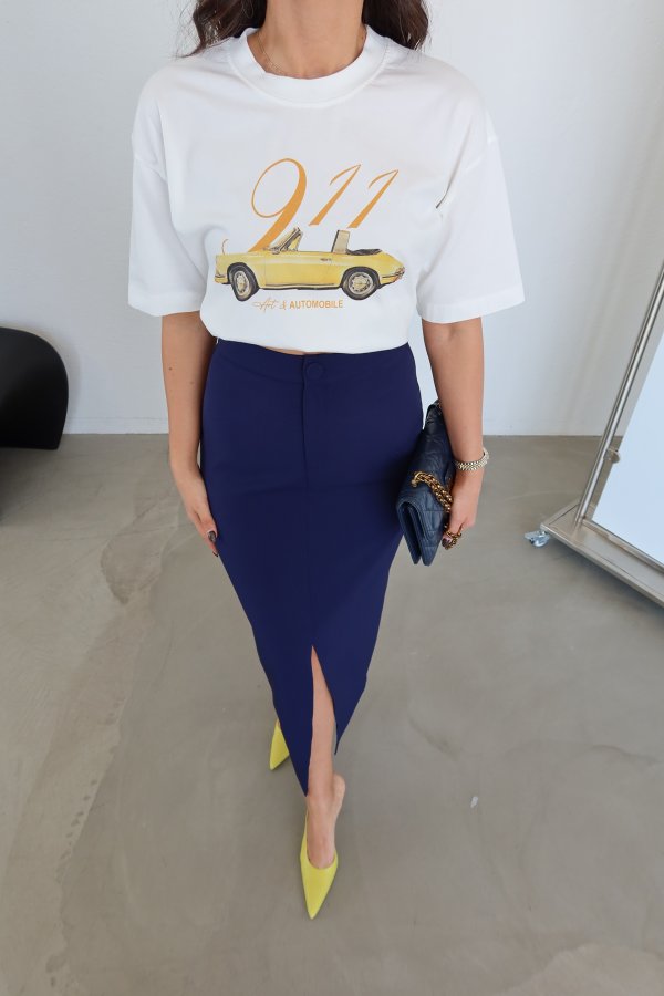 Önden Yırtmaçlı Tok Doku Etek