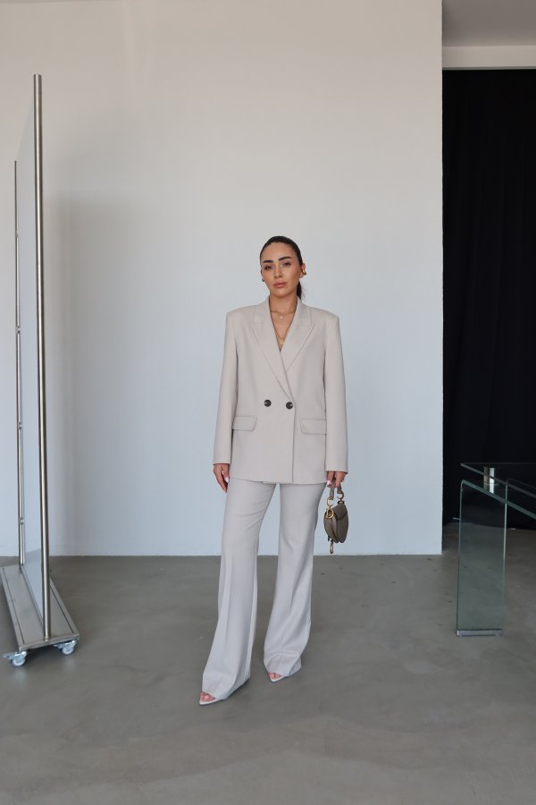 Geniş Paça Pileli Kumaş Pantolon