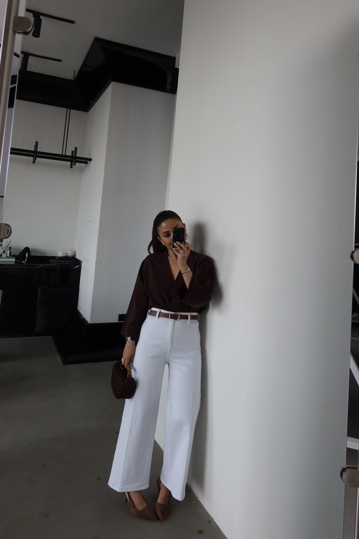 Geniş Paça Kemerli Jean