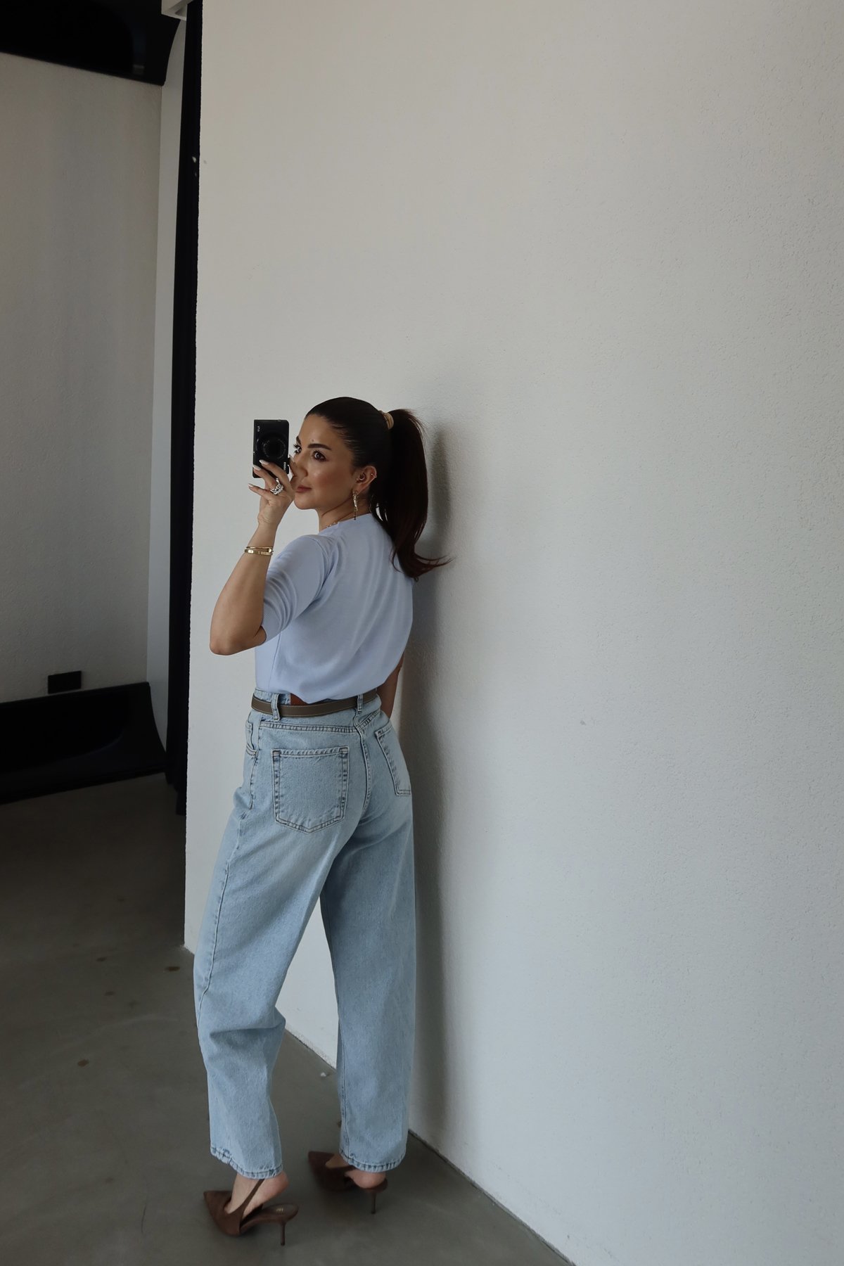 Kemerli Rahat Kalıp Jean