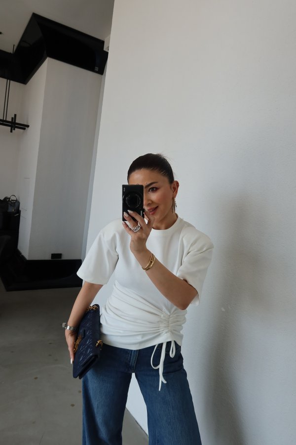 Omuzu Vatkalı Önü Büzgülü Bluz