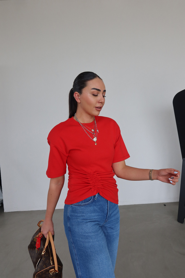 Omuzu Vatkalı Önü Büzgülü Bluz