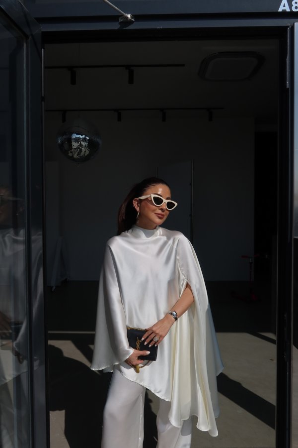 Pelerin Saten Bluz Pantolon Takım