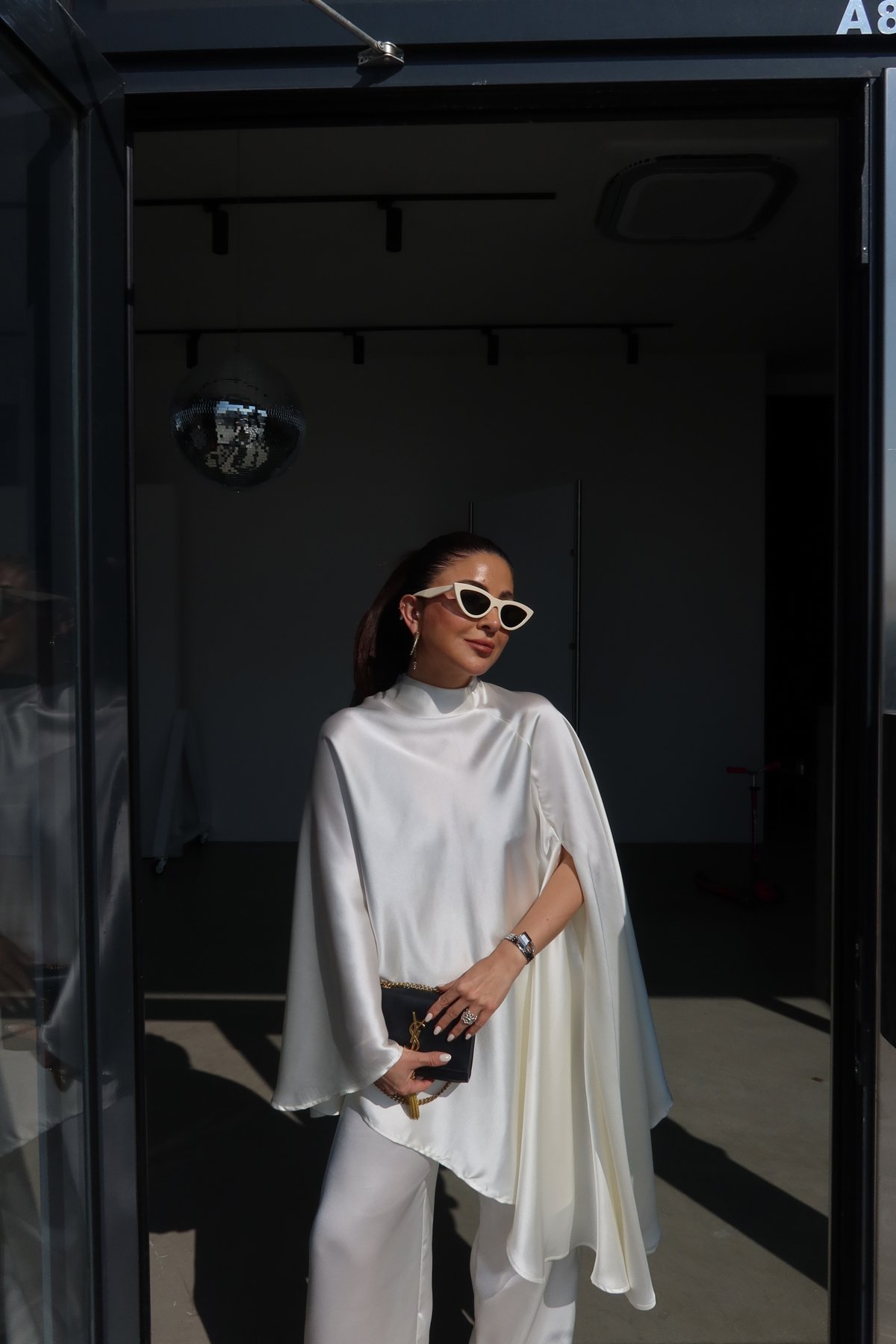 Pelerin Saten Bluz Pantolon Takım