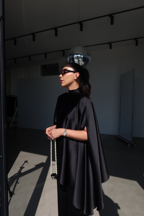 Pelerin Saten Bluz Pantolon Takım