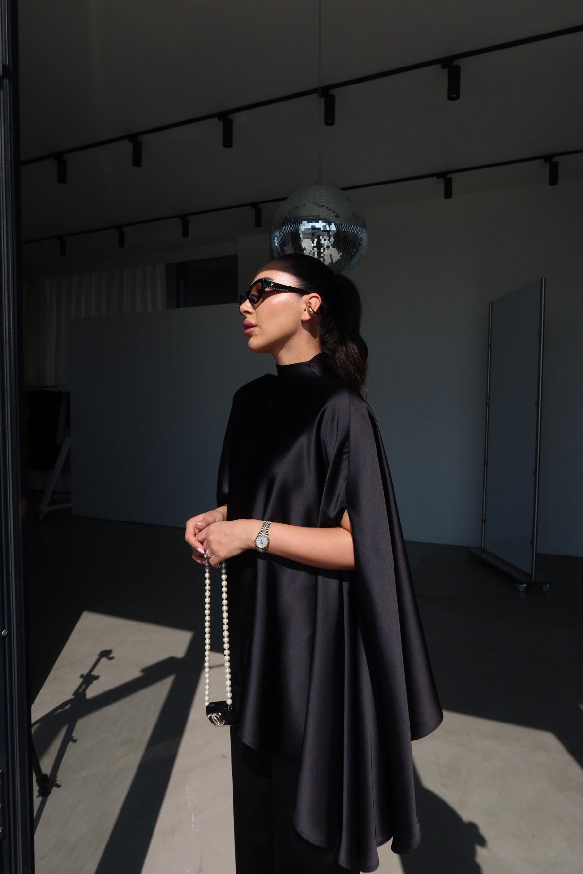 Pelerin Saten Bluz Pantolon Takım