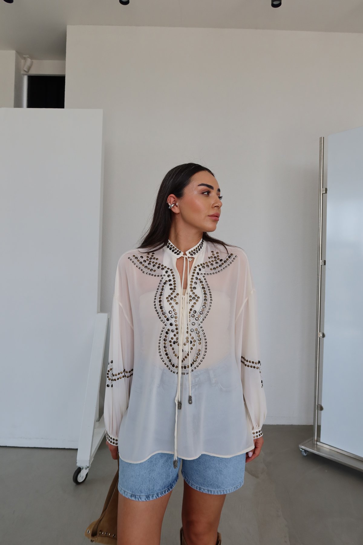 Üzeri Çakımlı Premium Şifon Bluz