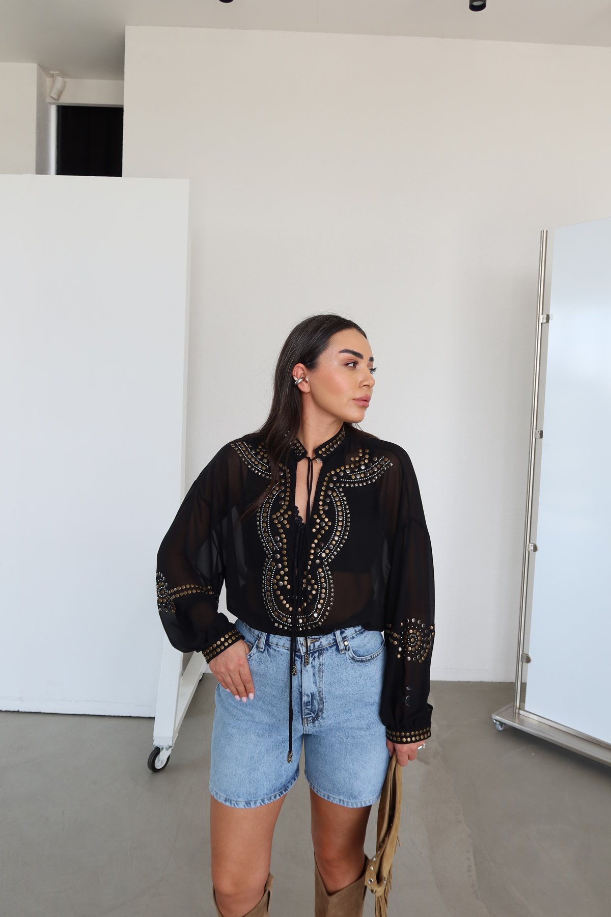 Üzeri Çakımlı Premium Şifon Bluz