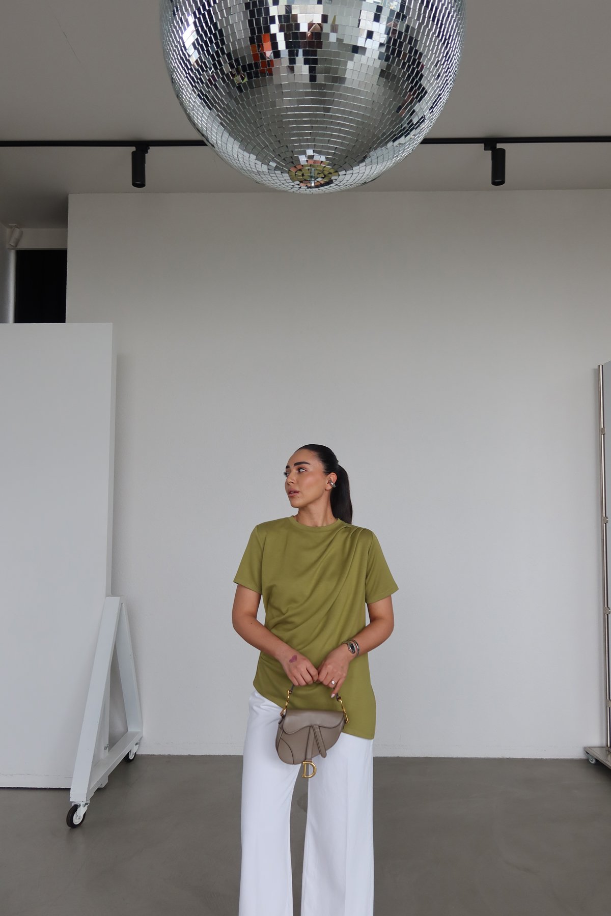 Pile Ve Büzgü Detaylı Bluz