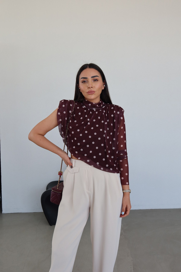 Puantiye Desenli Tek Kol Bluz