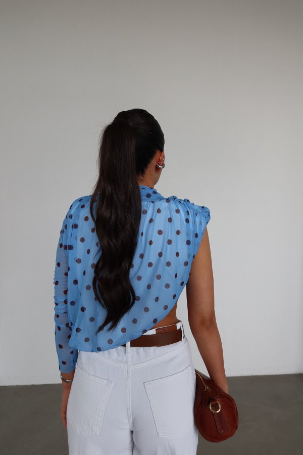 Puantiye Desenli Tek Kol Bluz