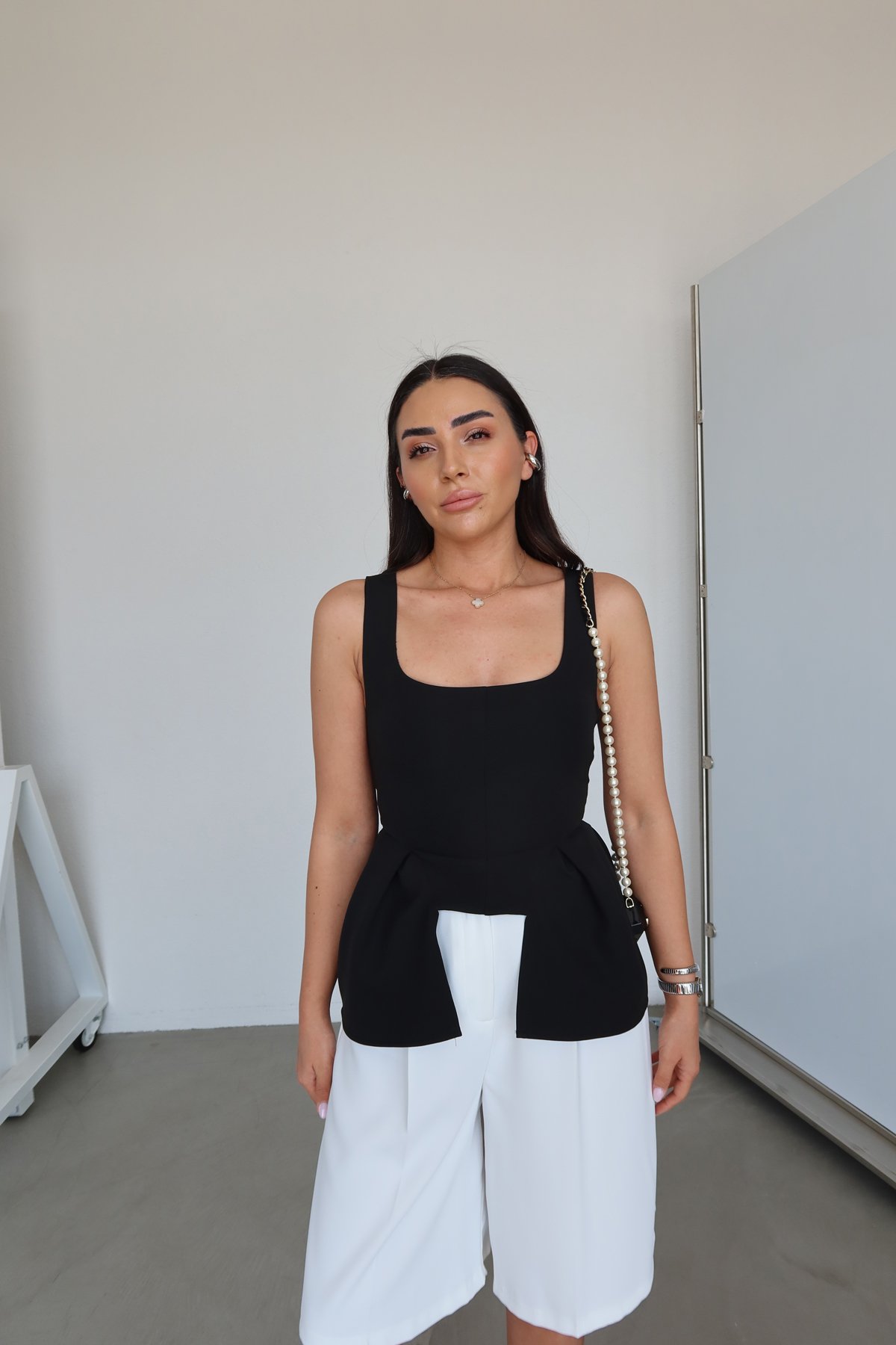 Puantiyeli Askılı Bluz