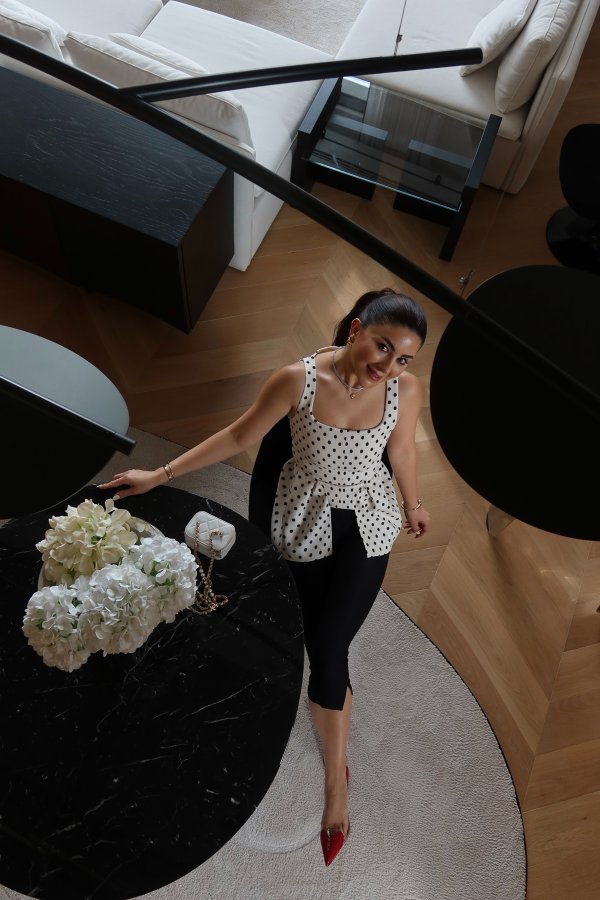 Puantiyeli Askılı Bluz