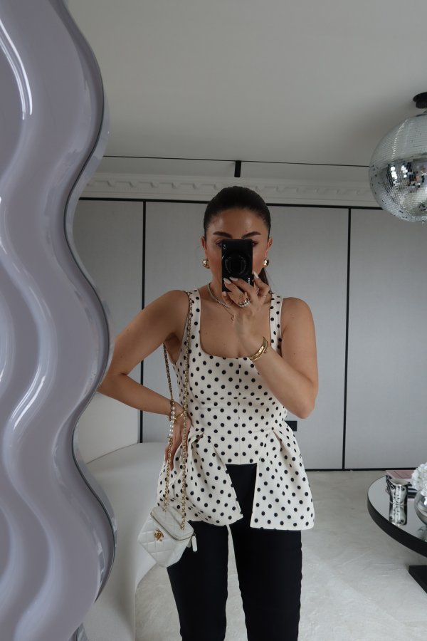 Puantiyeli Askılı Bluz