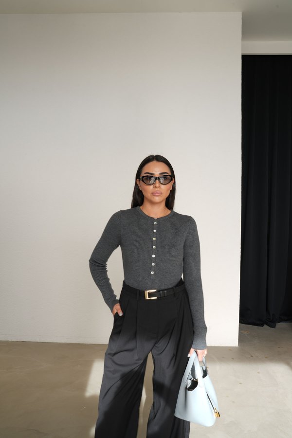 Bisiklet Yaka Yünlü Düğmeli Triko Kazak