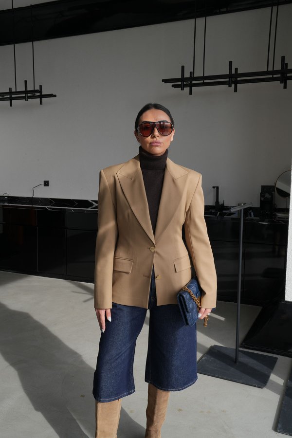 Gold Düğmeli Blazer Ceket