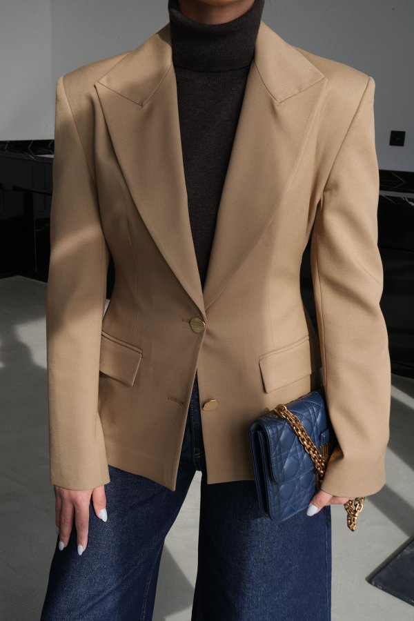 Gold Düğmeli Blazer Ceket