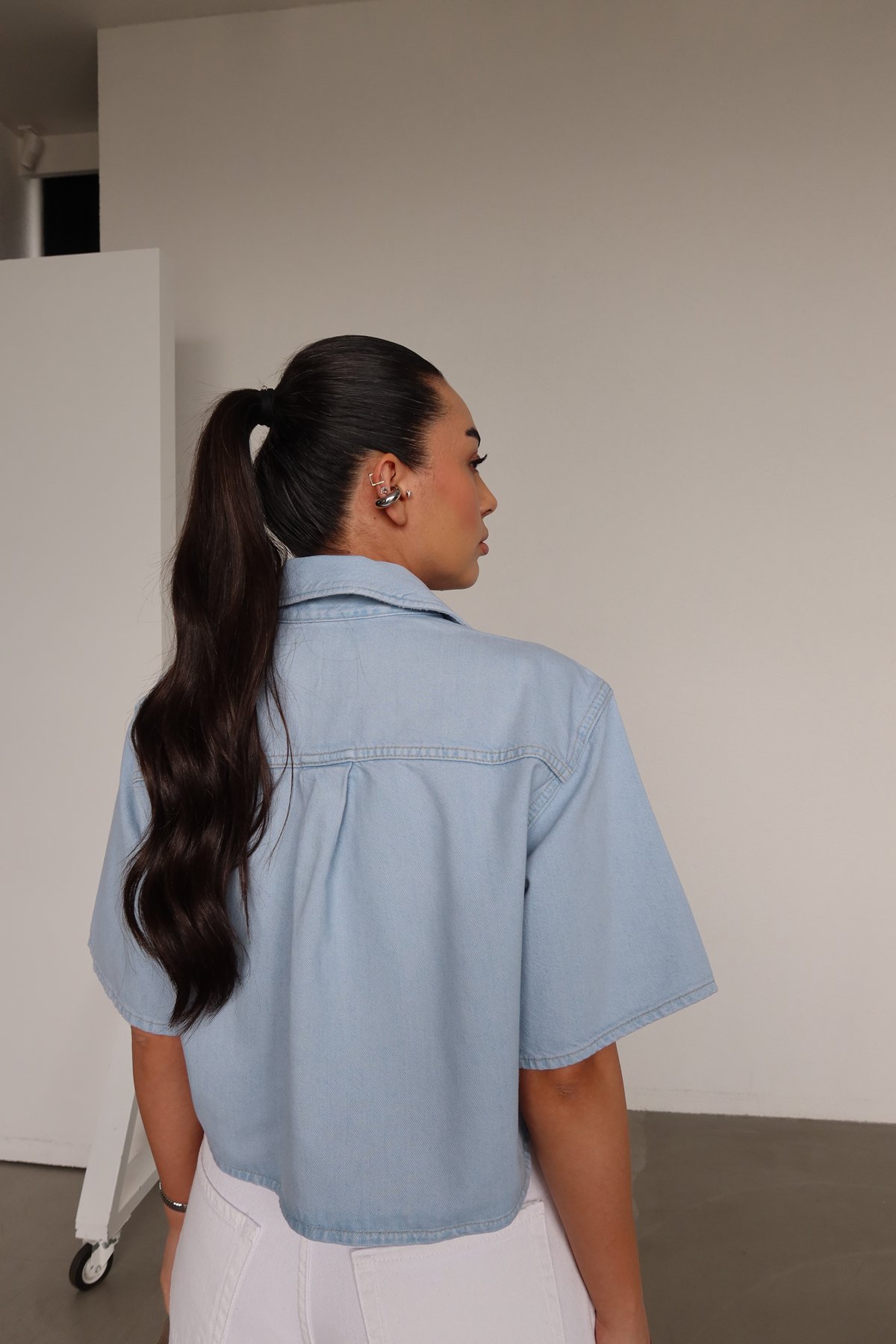 Tek Cepli Crop Denim Gömlek