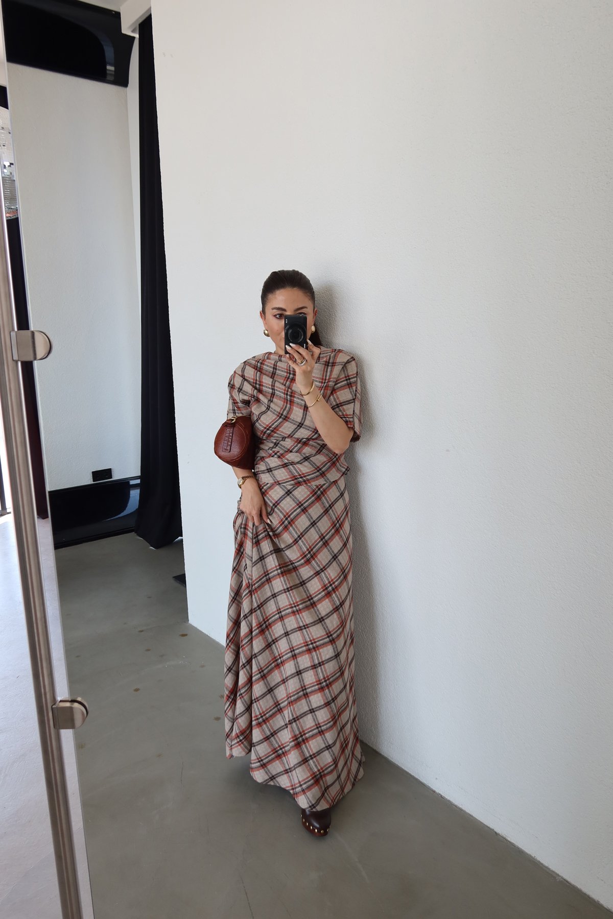 Asimetrik Kesim Ekoseli Bluz Etek Takım