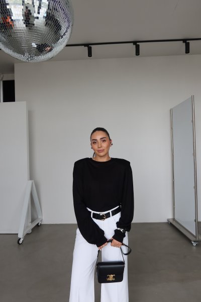 Omuzu Vatkalı Basic Bluz