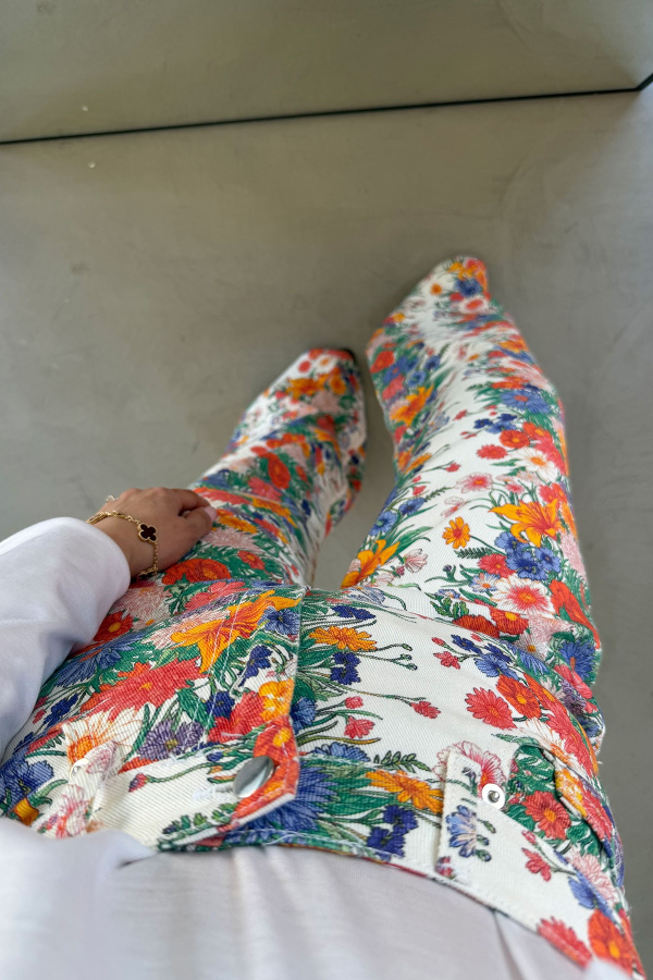 Çiçek Desenli Pantolon