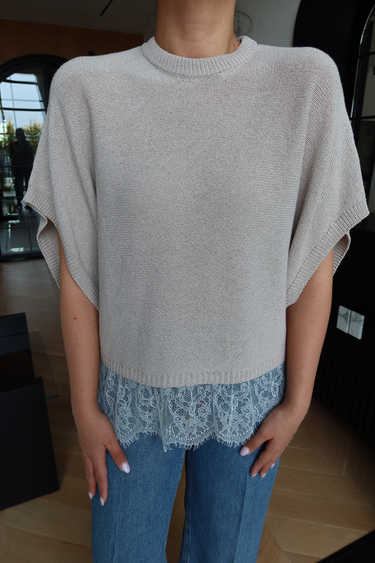 Etek Ucu Dantelli Oversize Triko