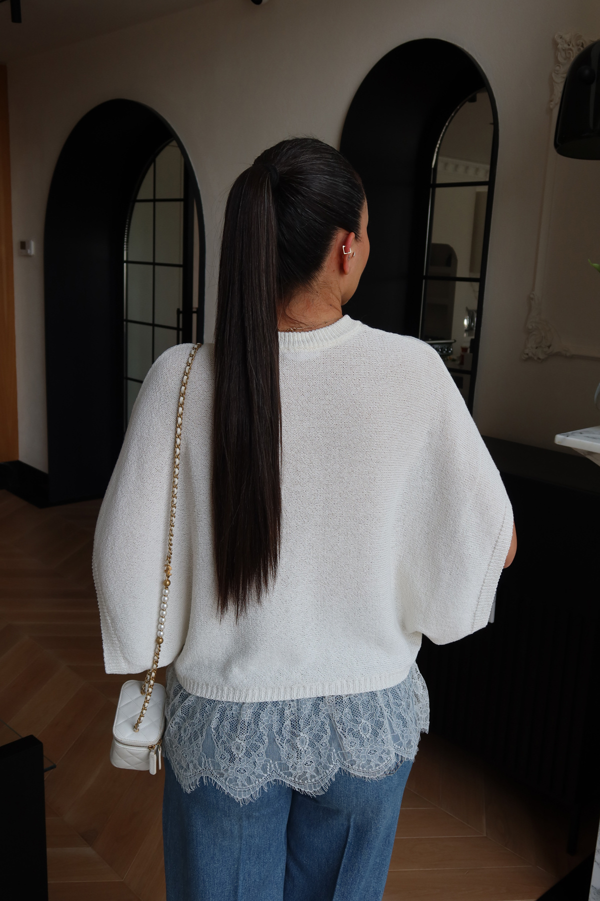 Etek Ucu Dantelli Oversize Triko