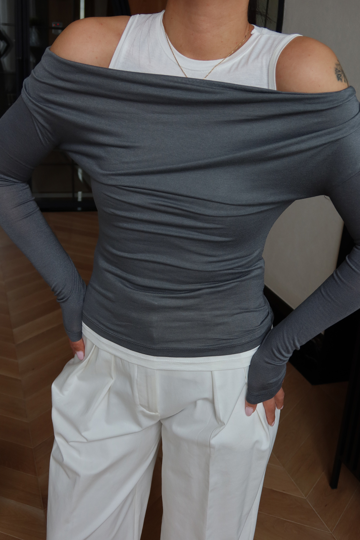 Düşük Omuzlu Çift Katlı Bluz