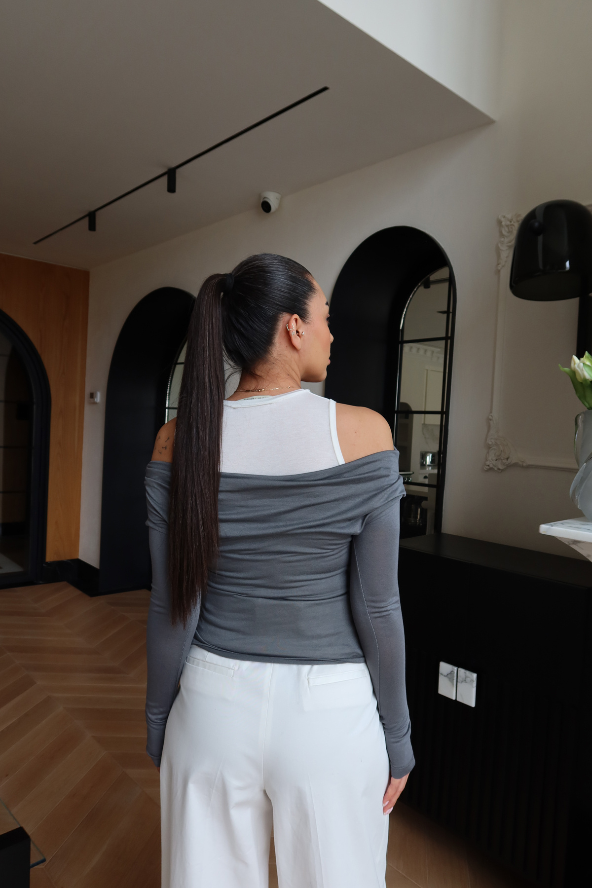 Düşük Omuzlu Çift Katlı Bluz