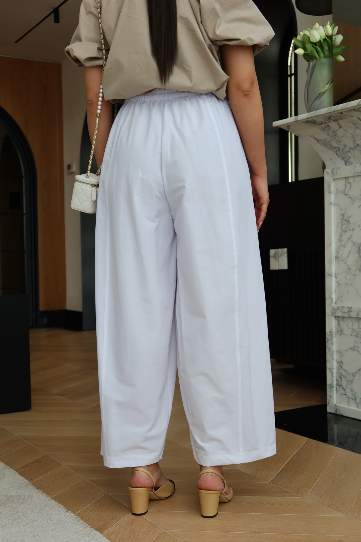 Beli Lastik ve Bağlamalı Geniş Paça Pantolon