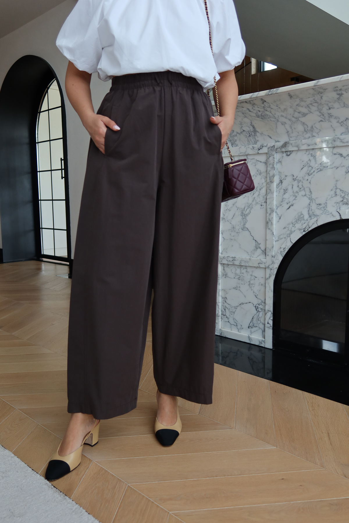 Beli Lastik ve Bağlamalı Geniş Paça Pantolon