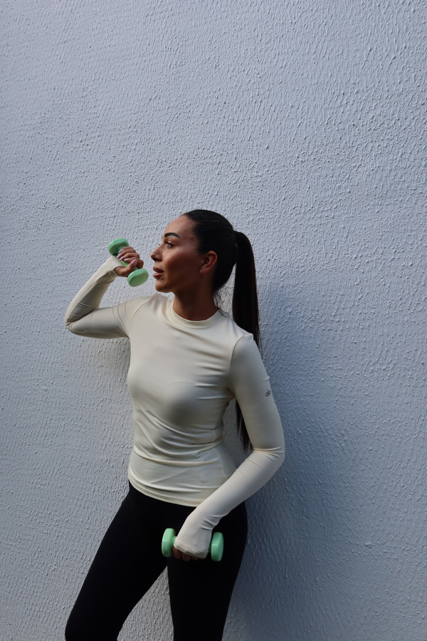 Uzun Kollu Likralı Basic Tshirt