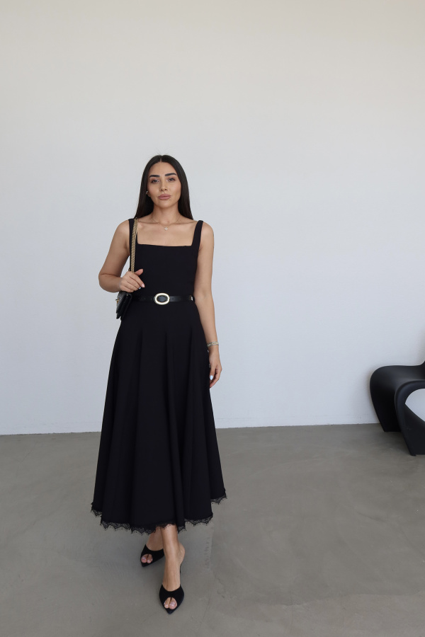 Kalın Askılı Dikişli Elbise