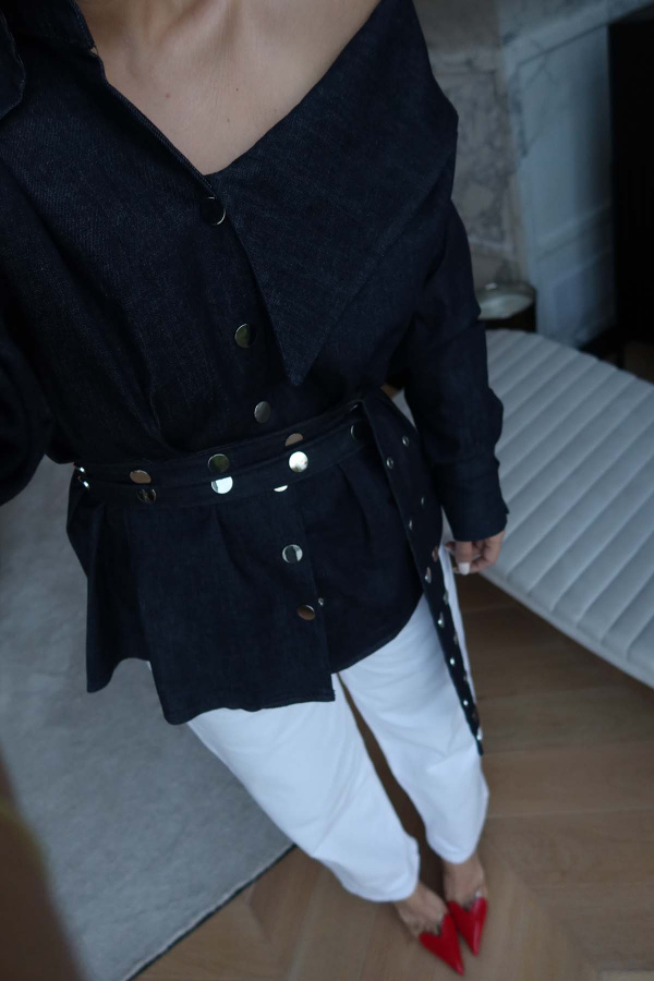 Asimetrik Yaka Kemeri Çakımlı Denim Ceket