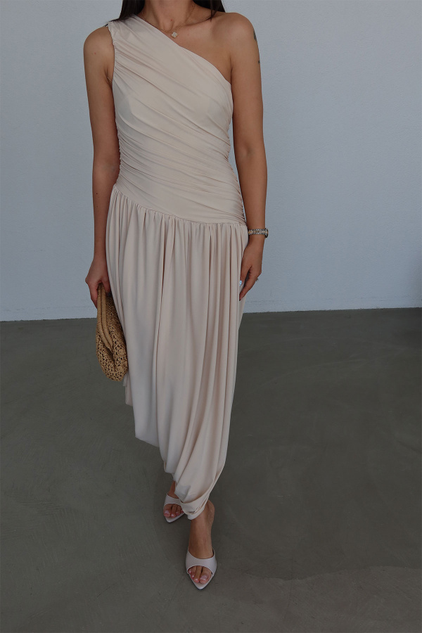 Bel Büzgülü Parça Detaylı Elbise