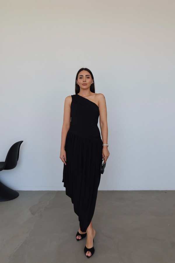 Bel Büzgülü Parça Detaylı Elbise