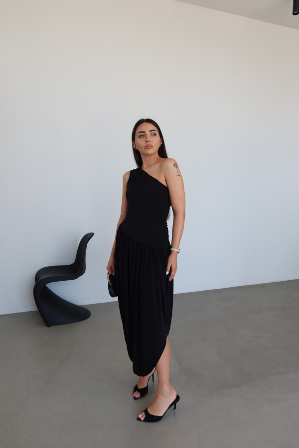 Bel Büzgülü Parça Detaylı Elbise