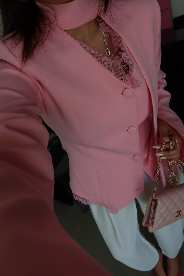 Dantel Detaylı Kapak Düğmeli Ceket