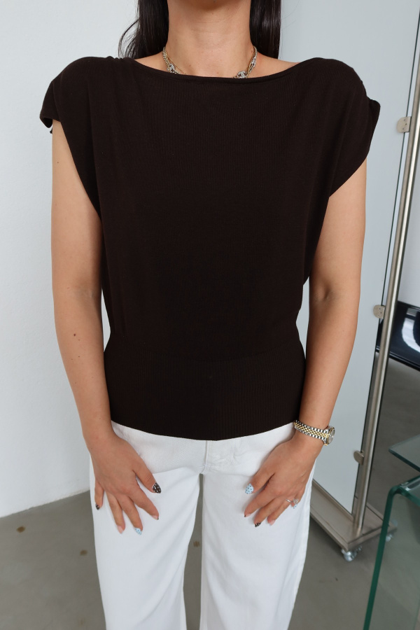 Kolsuz Dökümlü Triko Bluz