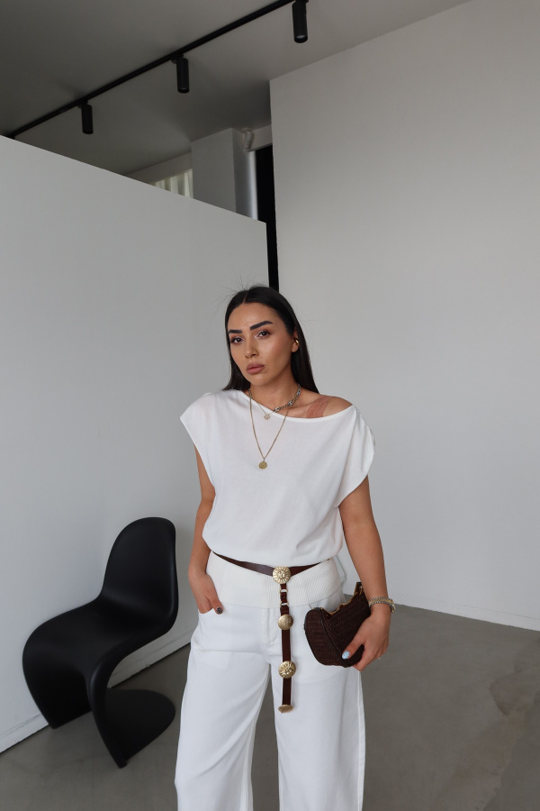 Kolsuz Dökümlü Triko Bluz