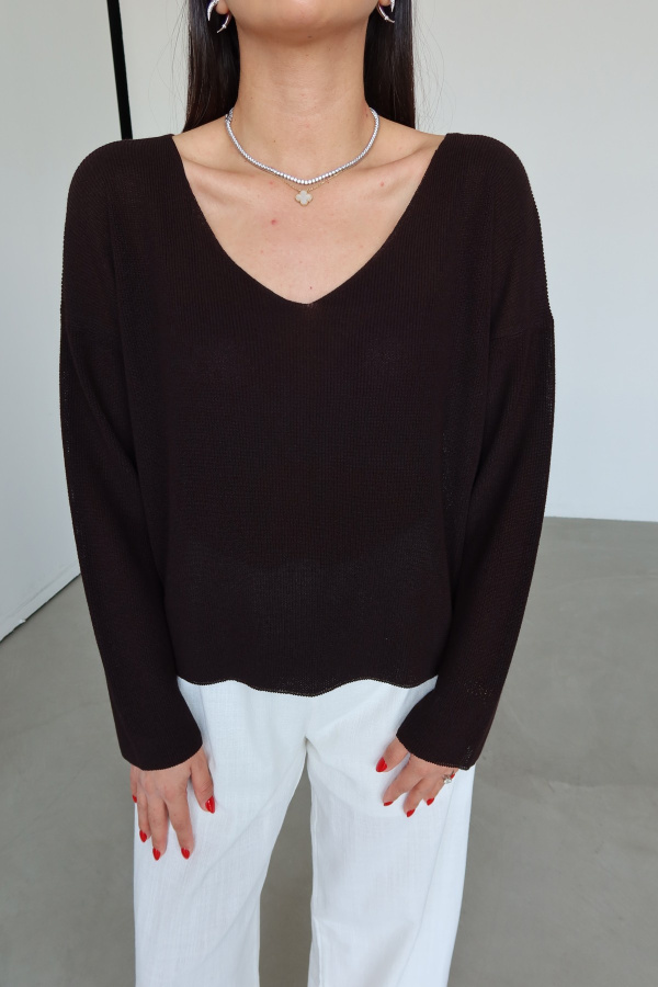 V Yaka Dökümlü Triko