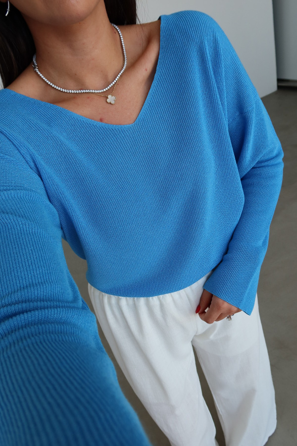 V Yaka Dökümlü Triko