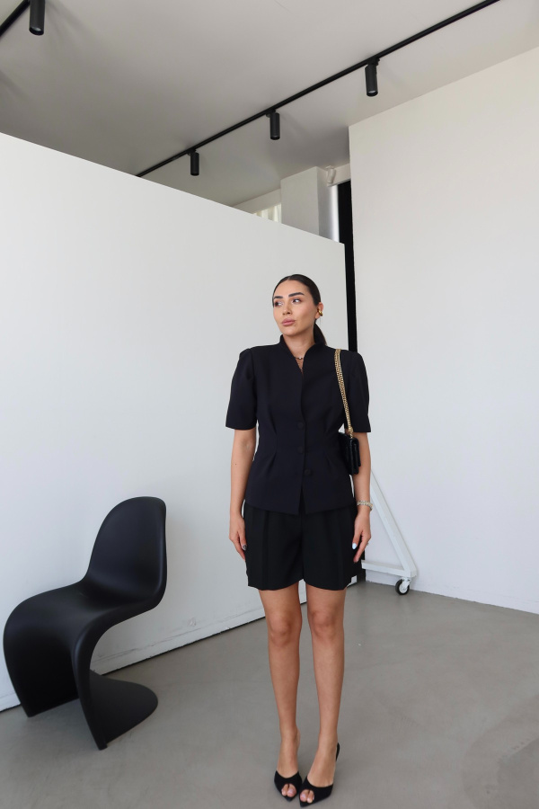 Kapak Düğmeli Kısa Kol Ceket