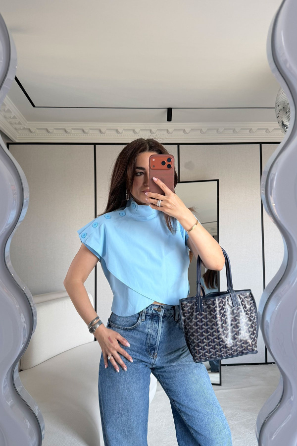 Omuzu Düğmeli Poplin gömlek