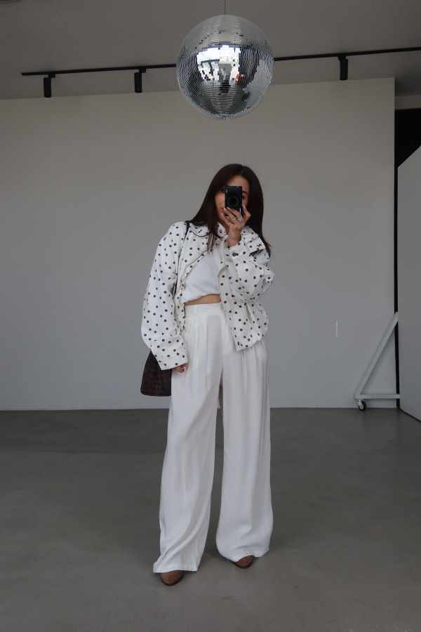 Üç Pileli Geniş Kalıp Pantolon